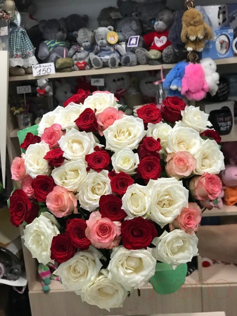 Heart-Shaped Roses Arrangement | Srclnhutes.