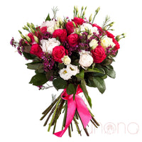 "I am in Love" Bouquet | Srclnhutes.