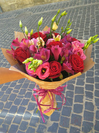 "Splash of Color" Bouquet | Srclnhutes.